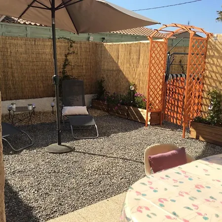 Type 2 Rez De Terrasse Jardinet Privatif Apartament