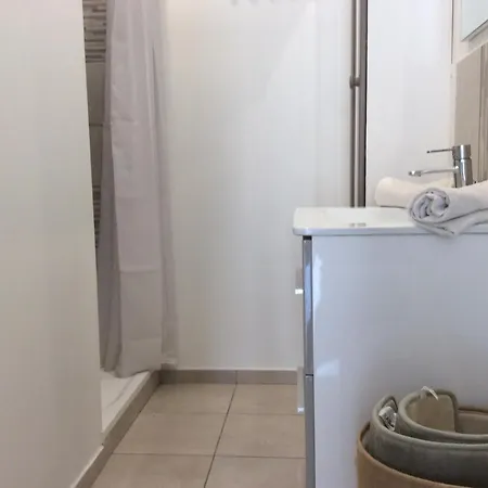 Apartman Type 2 Rez De Terrasse Jardinet Privatif *